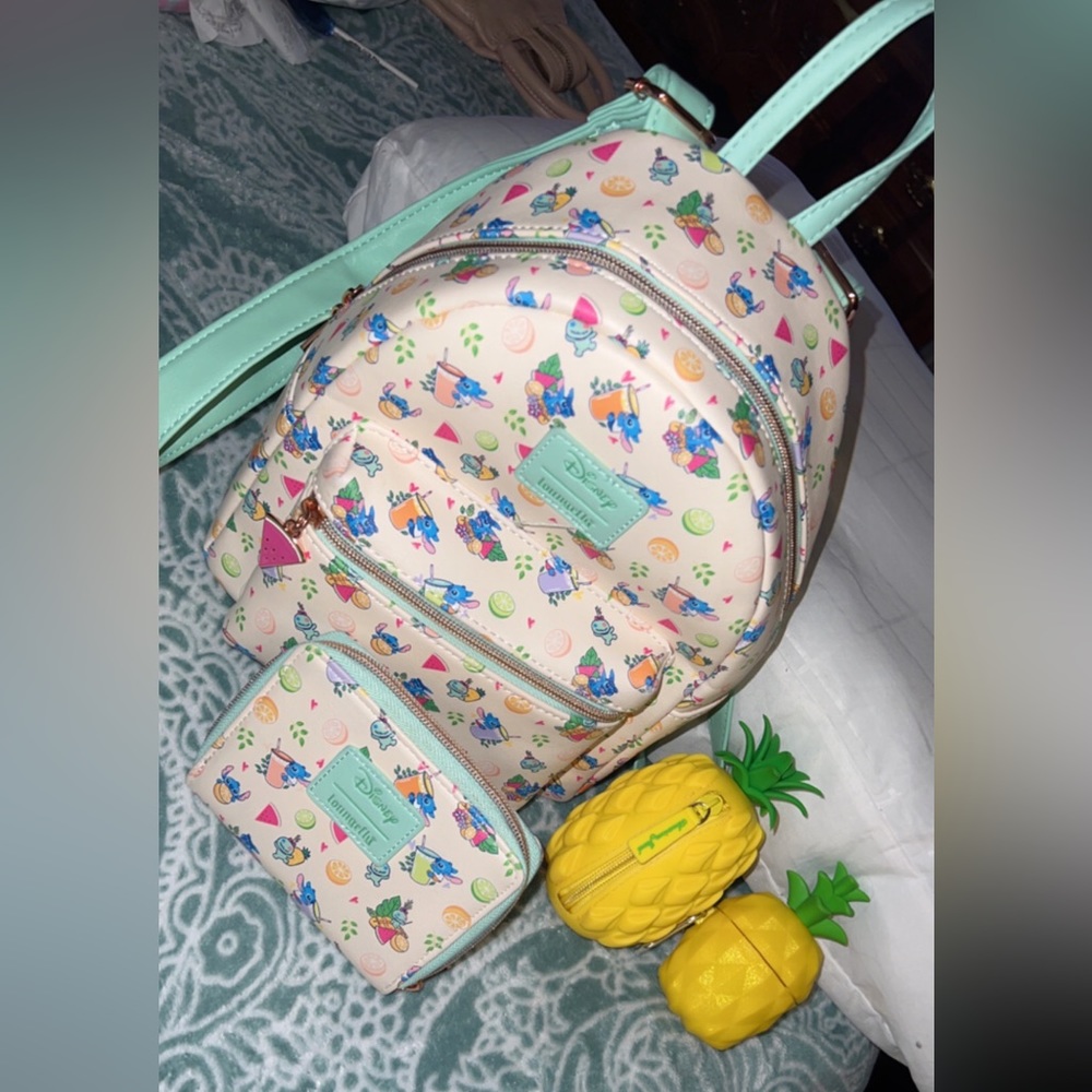Loungefly - Disney Vacation Vibes Stitch Backpack & Wallet Bundle